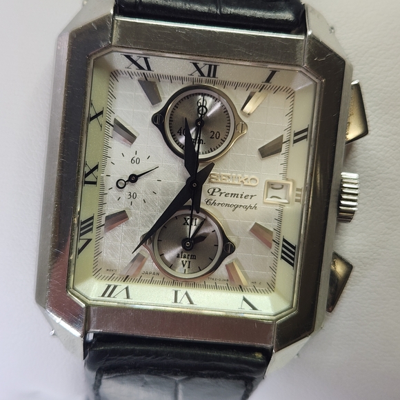 Seiko Premier Chronograph Watch Men's Black Leather Watch - Picture 2 of 16